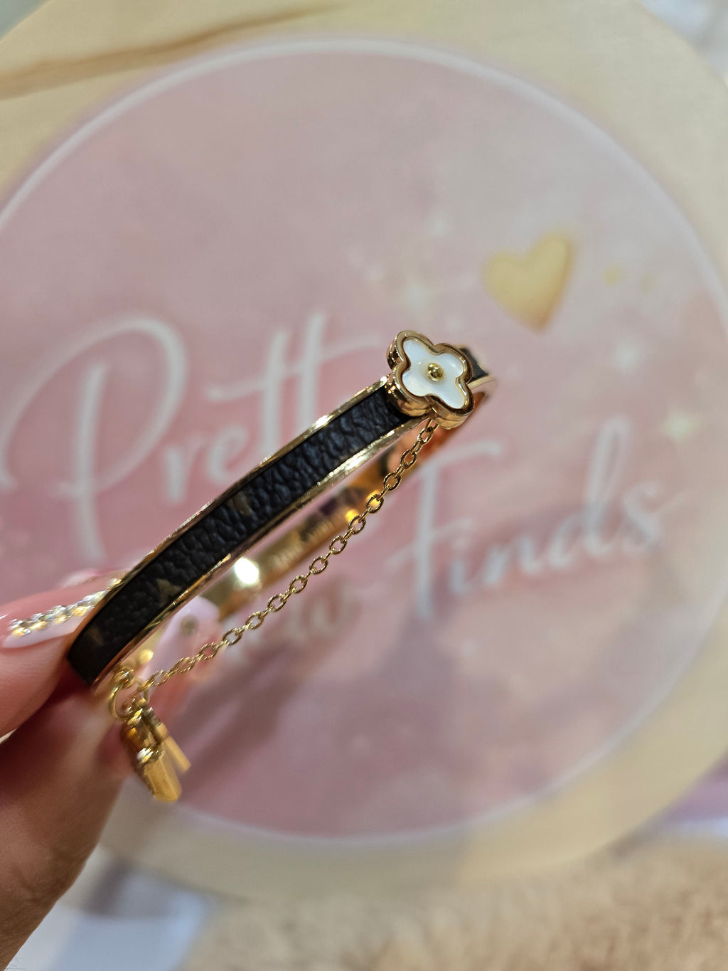 Clover LV bangle