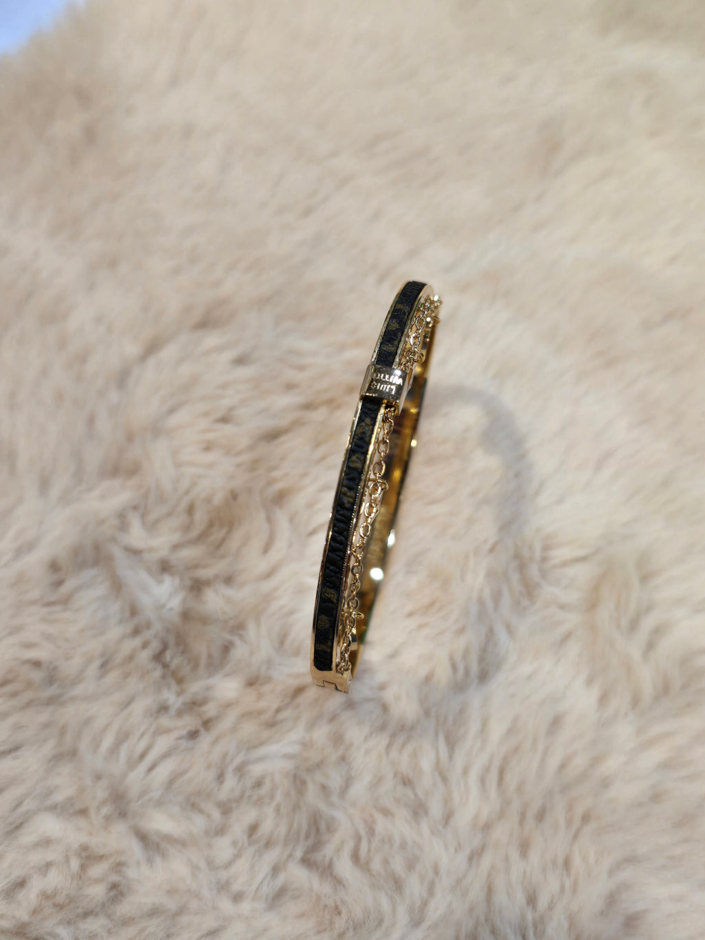 LV ✨️ charms Bangle