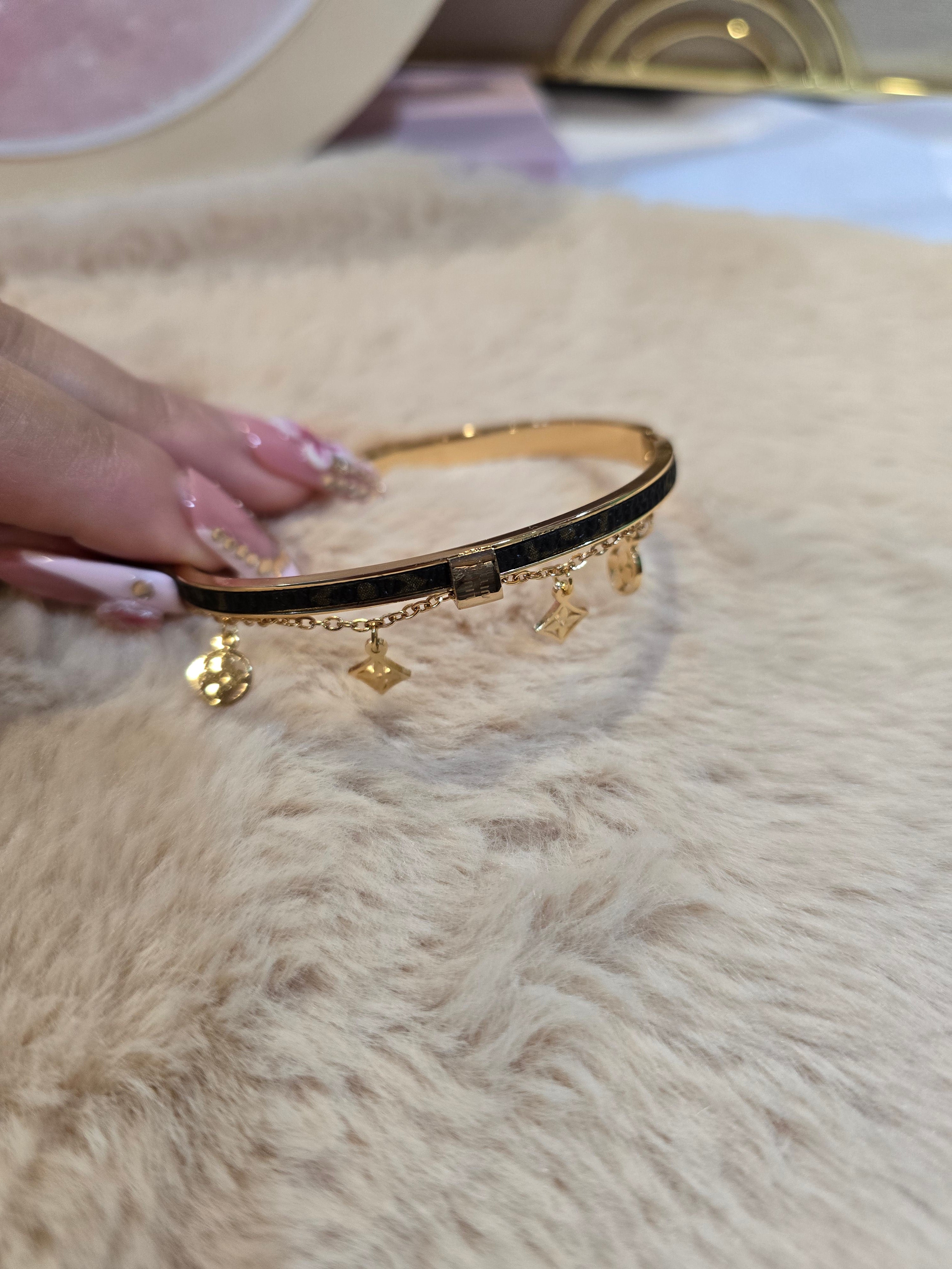 LV ✨️ charms Bangle
