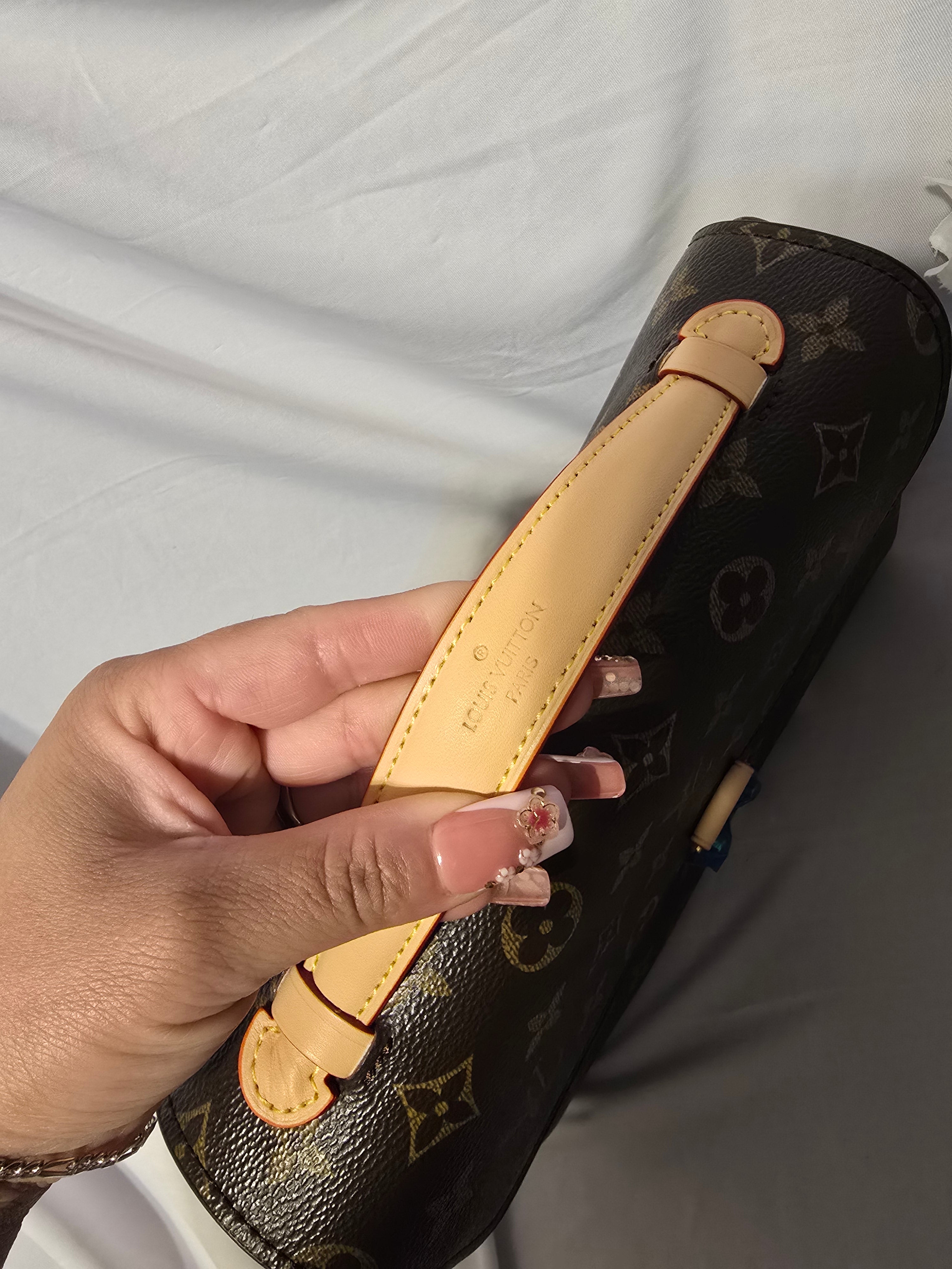 Brown LV pochette ✨️