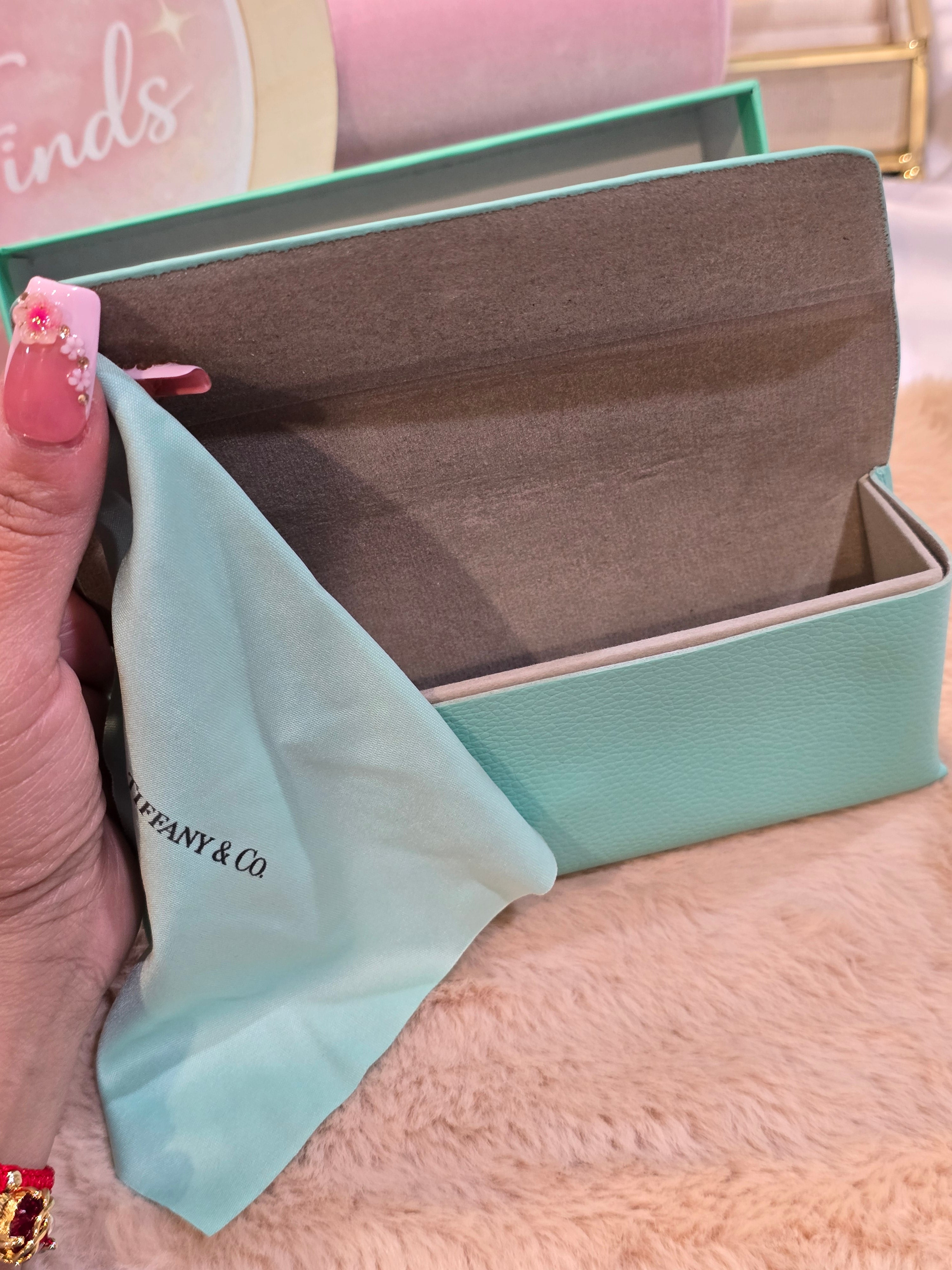 Glasses case 💚