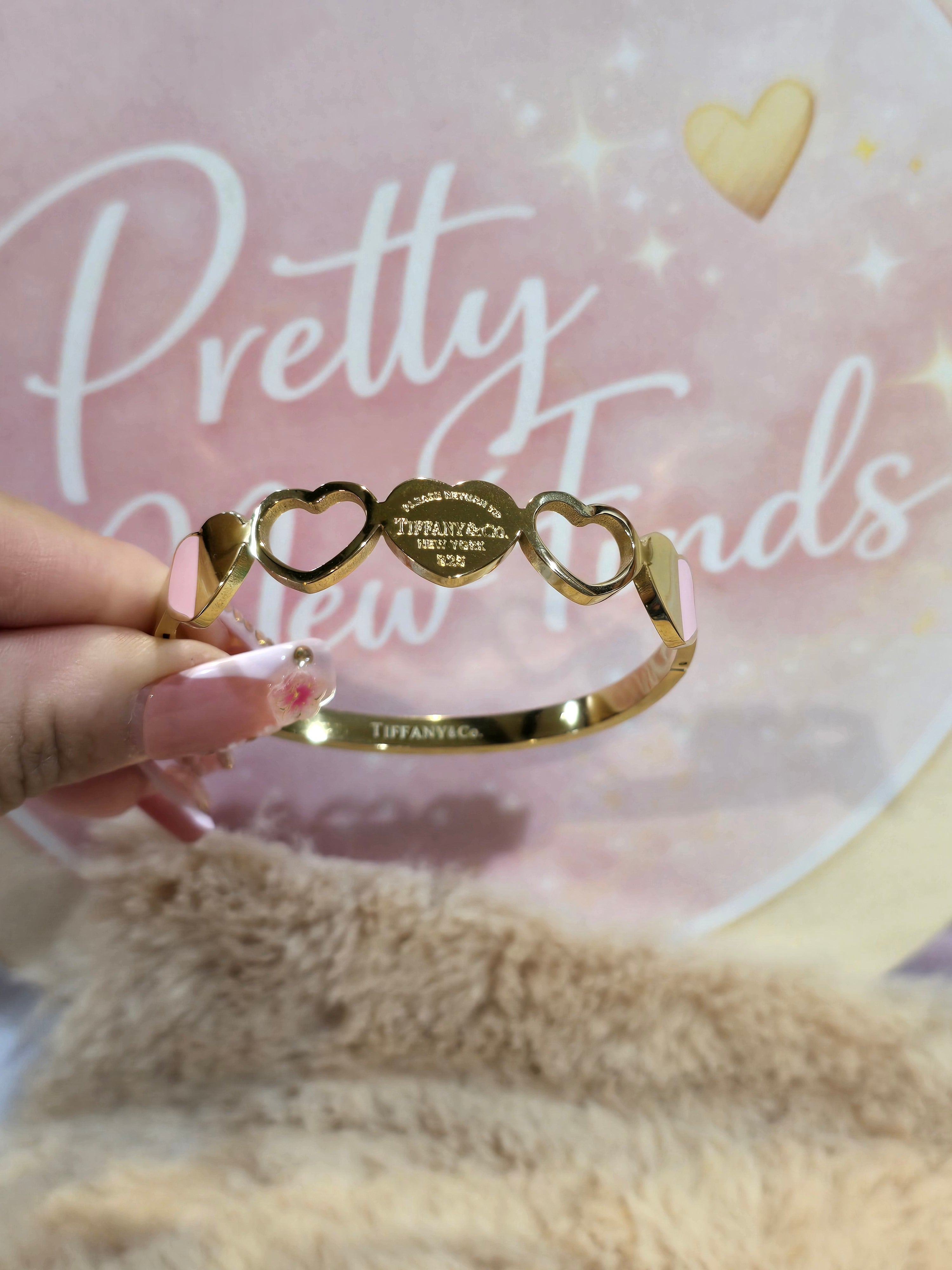 Pinky gold tif