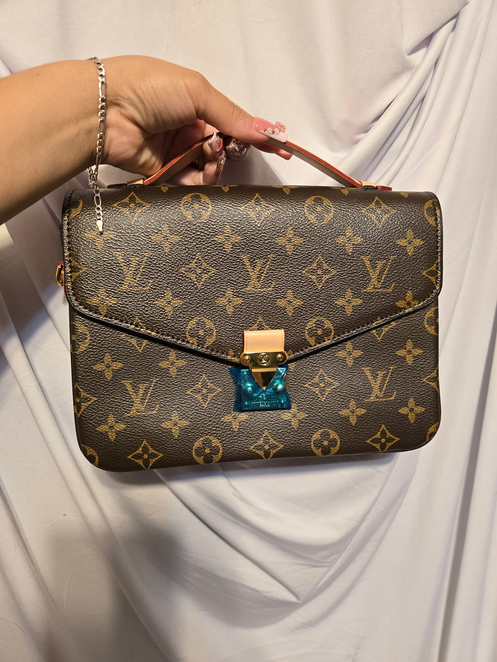 Brown LV pochette ✨️