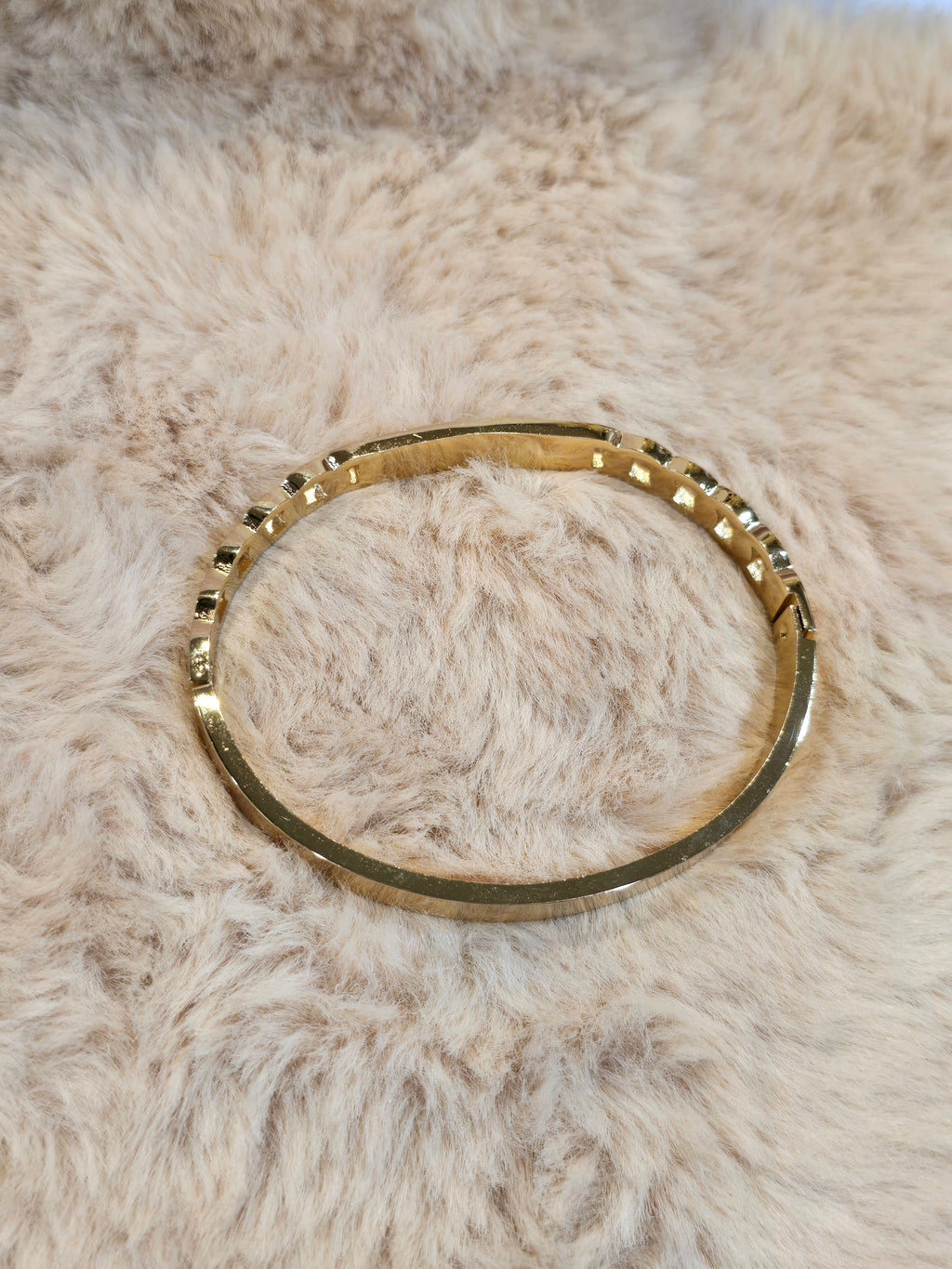 GG bangle