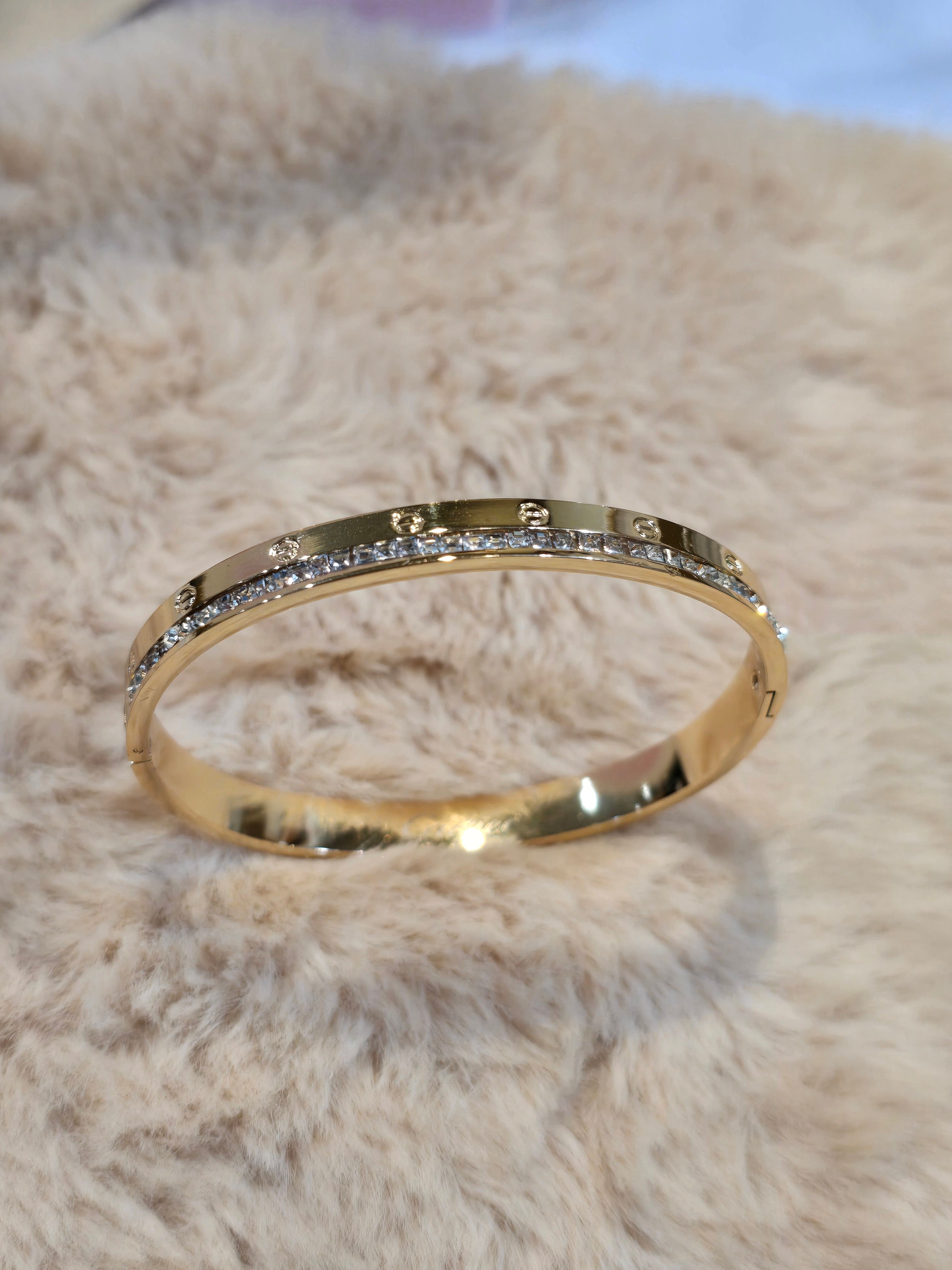 Bangle CR